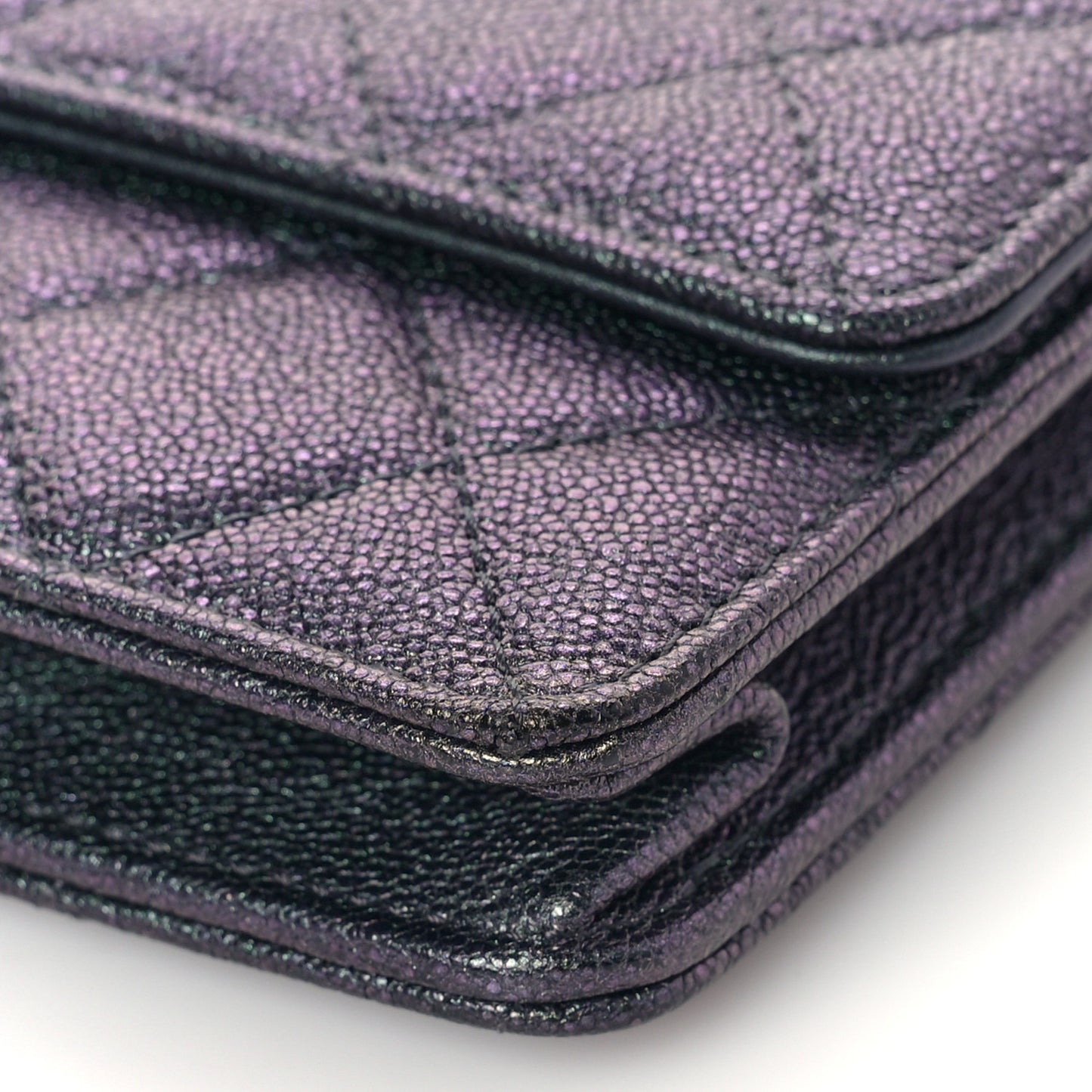 Iridescent Caviar Quilted Classic Pouch Clutch Black