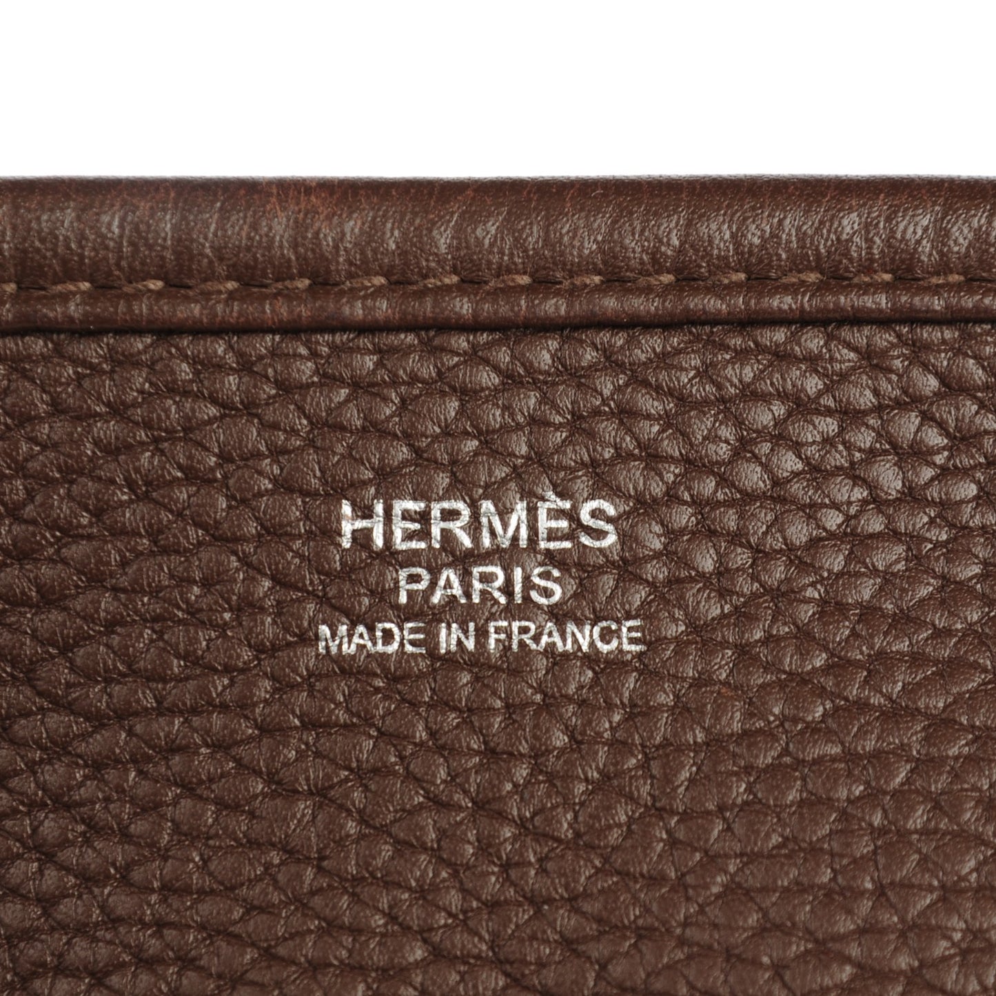Taurillon Clemence Evelyne III PM Cafe