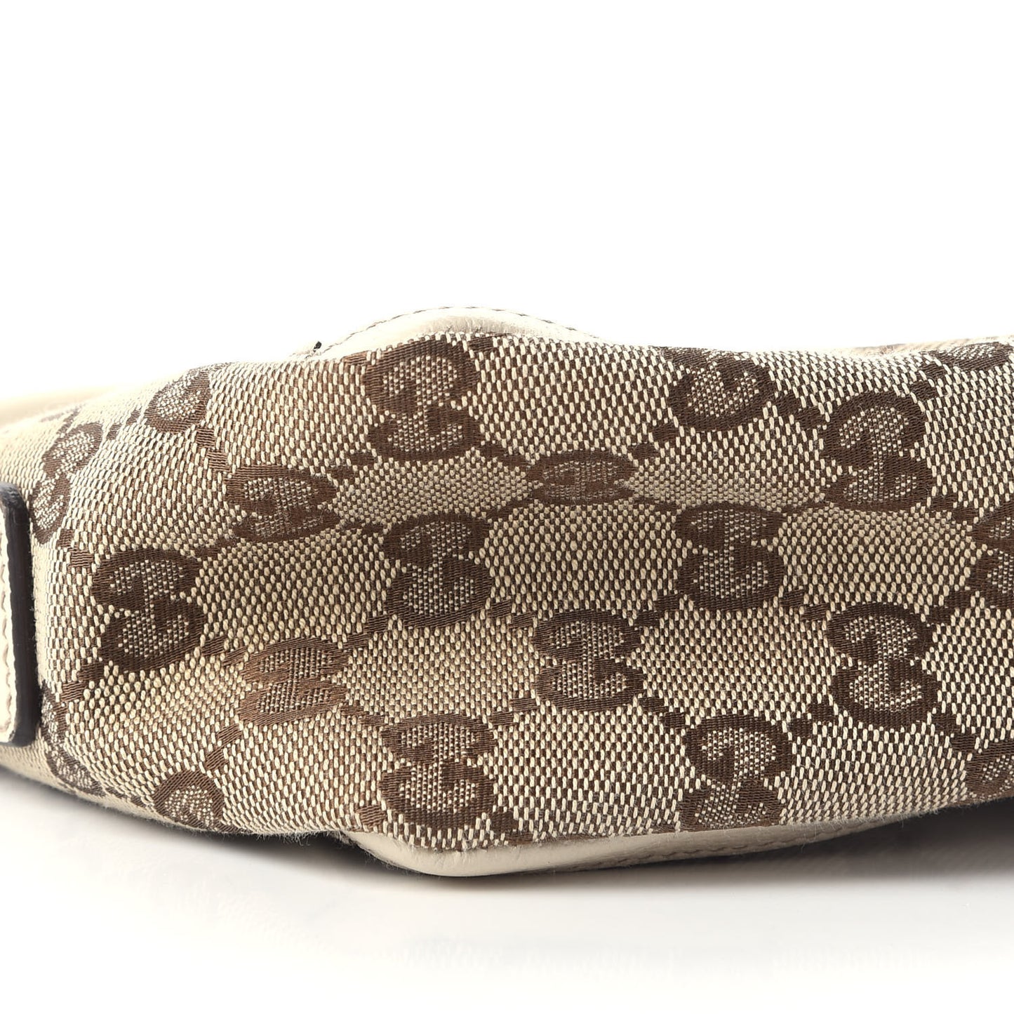 Monogram D Ring Abbey Pochette Off White