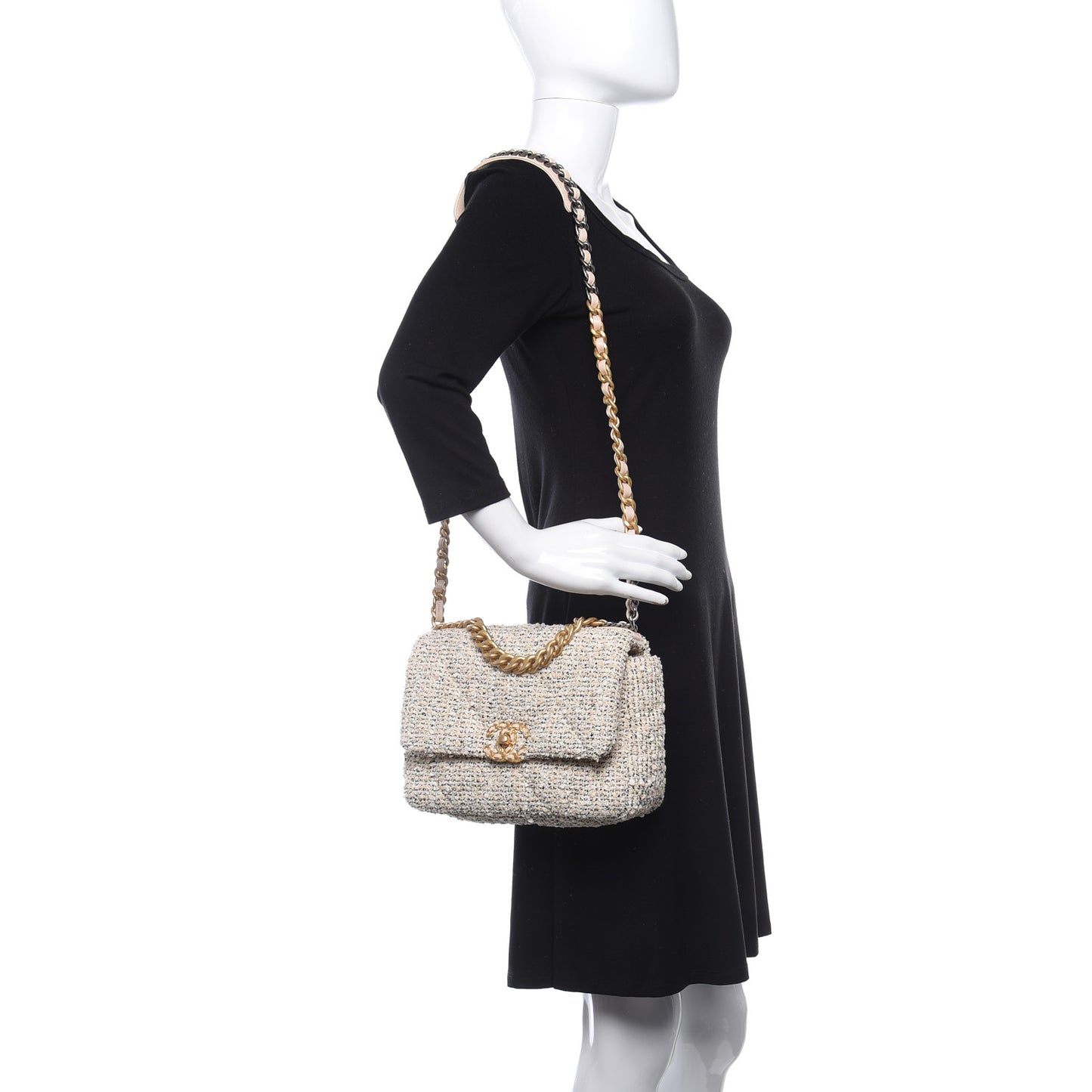 Tweed Quilted Medium Chanel 19 Flap Ecru Black