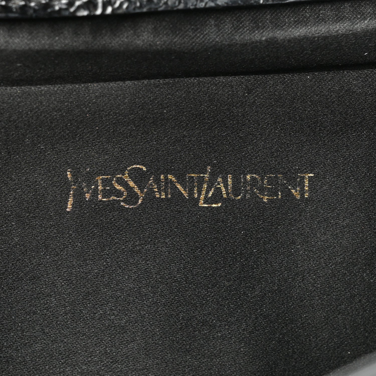 Saint Laurent Textured Patent Monogram Large Belle De Jour Clutch Black 8 of 12