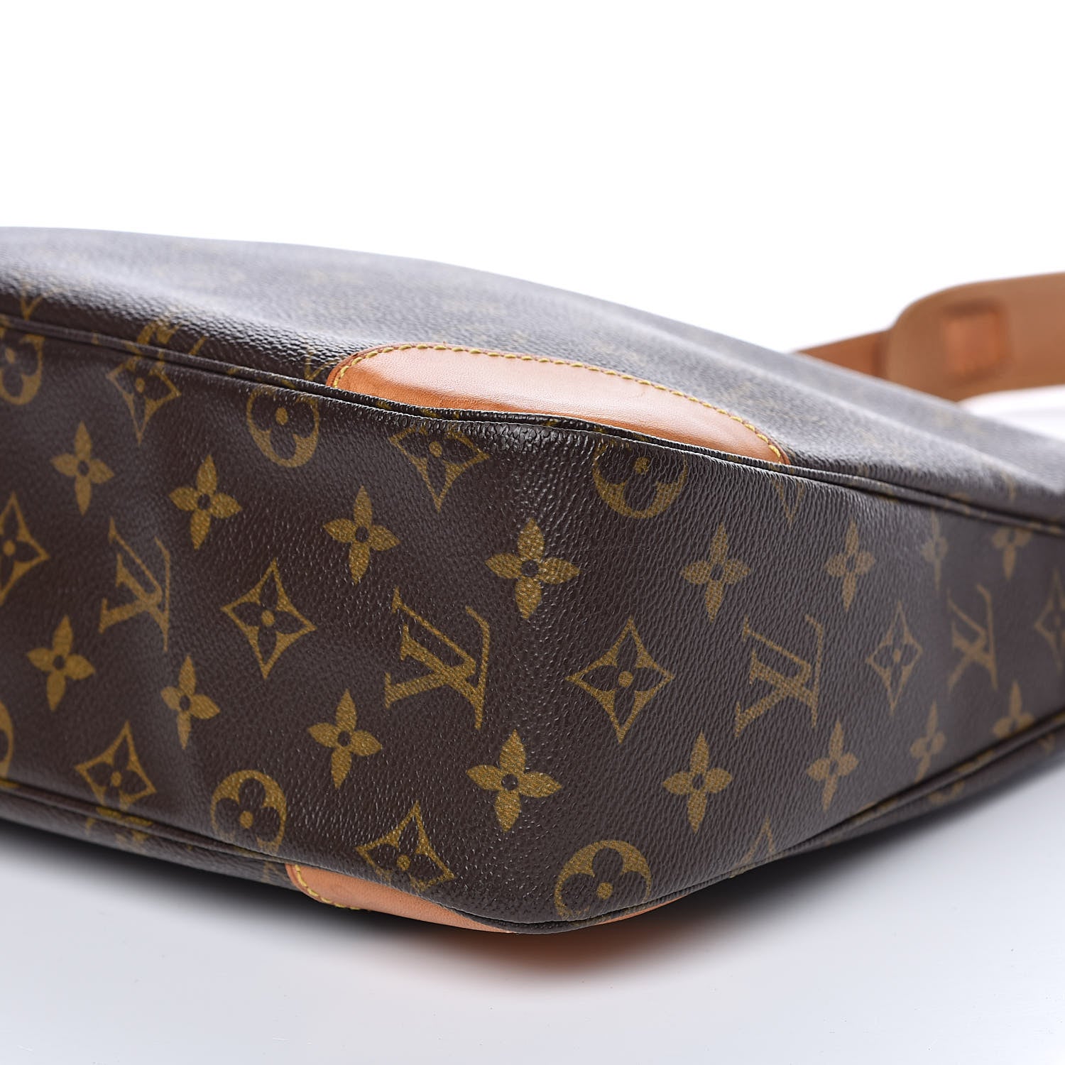 Louis Vuitton Monogram Boulogne 30 8 of 15