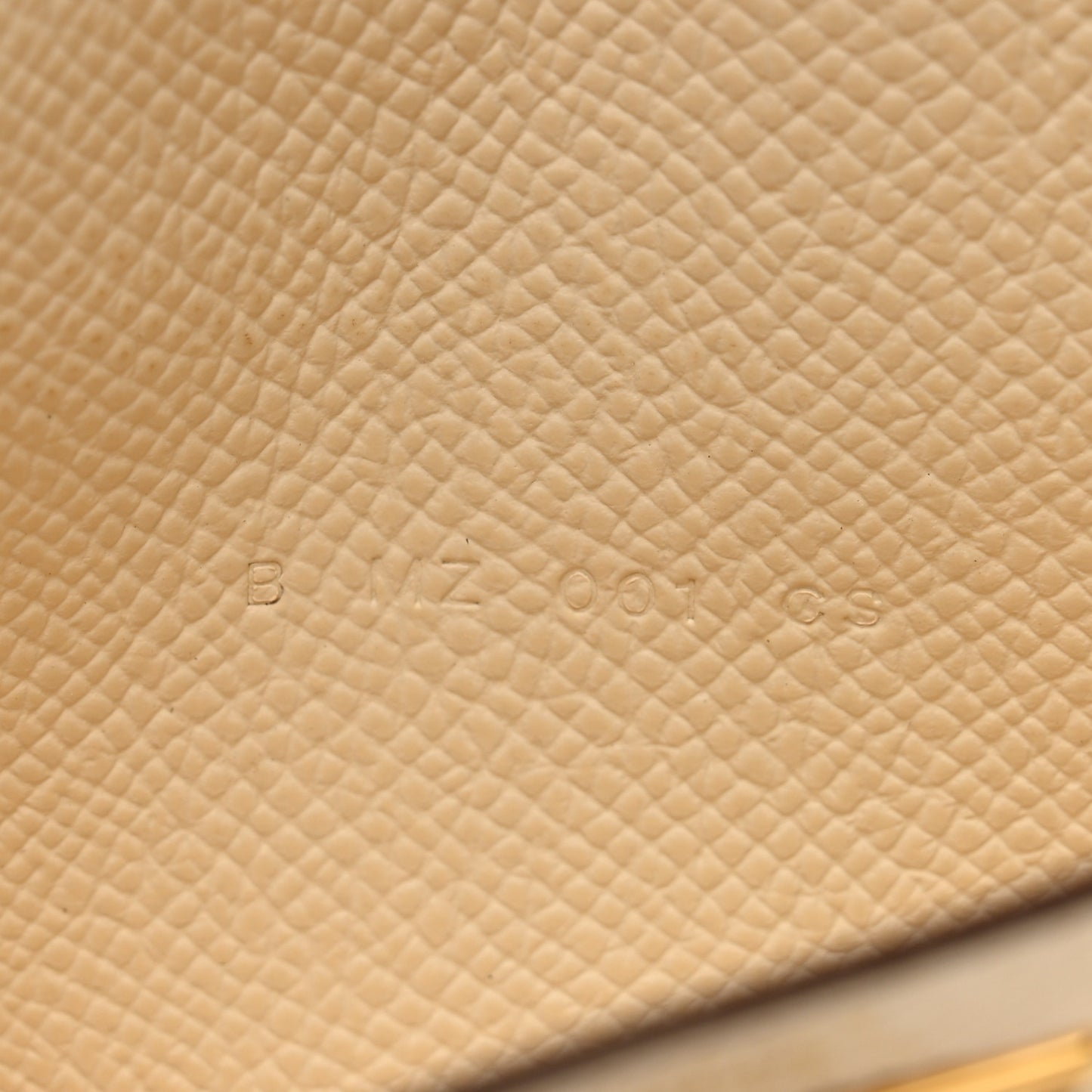 Epsom Kelly Pocket Compact Wallet Nata