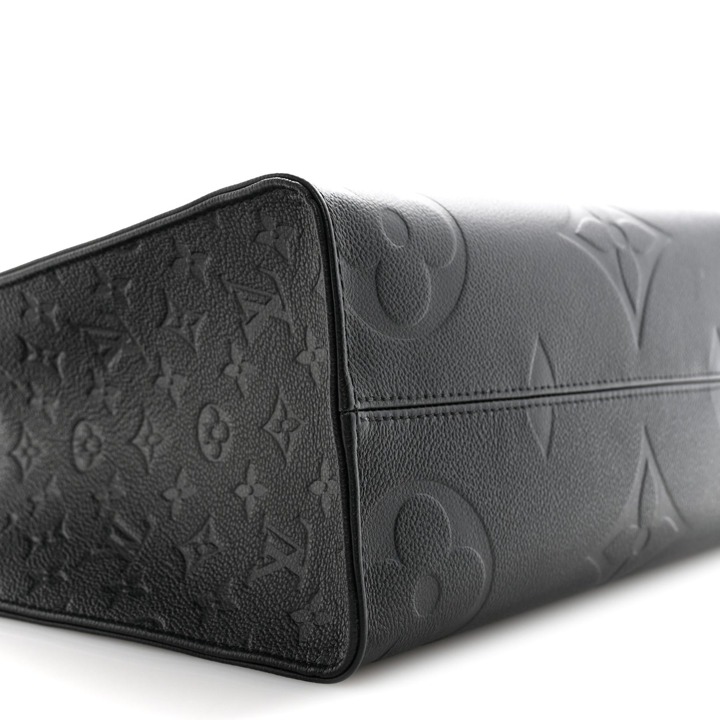 Empreinte Monogram Giant Onthego MM Black