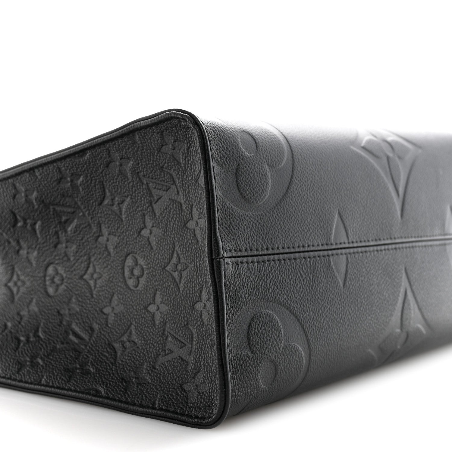 Louis Vuitton Empreinte Monogram Giant Onthego MM Black 8 of 10