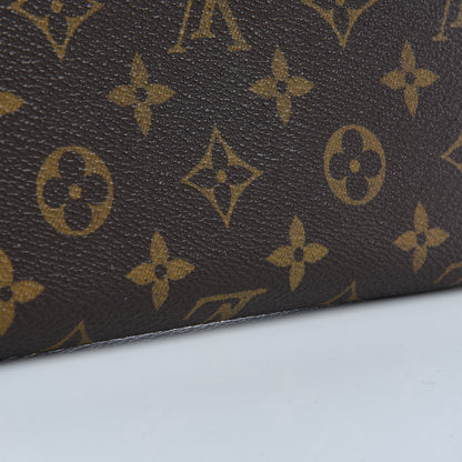 Louis Vuitton Monogram Zippy Wallet 11 of 17