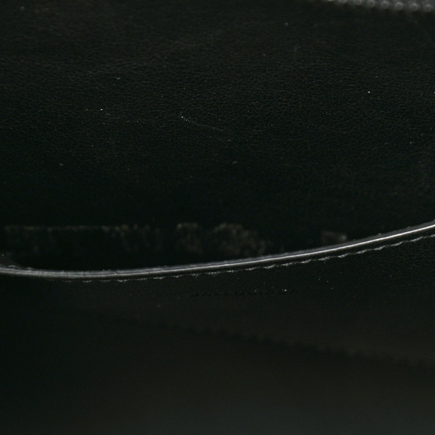 Cake Calfskin Tonal Hardware Neo Classic City Black