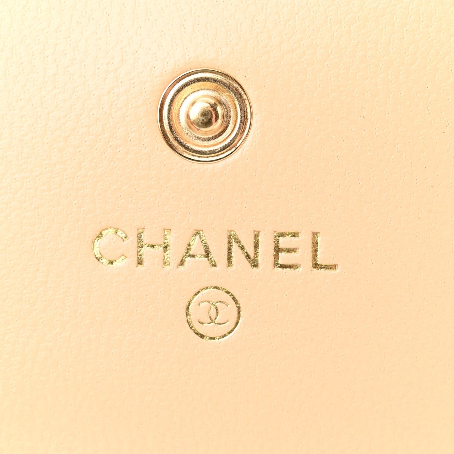Lambskin Quilted Chanel 19 Flap Card Holder Beige