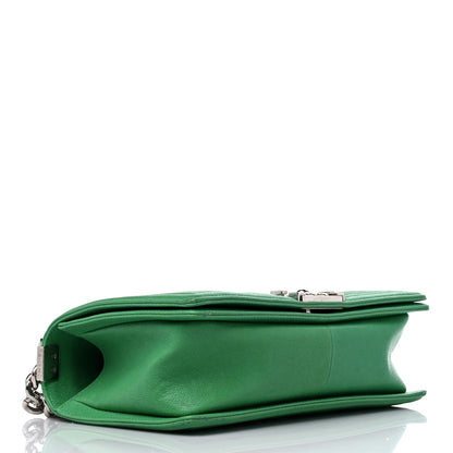 Chanel Caviar Quilted Medium Boy Flap Green 4 of 14