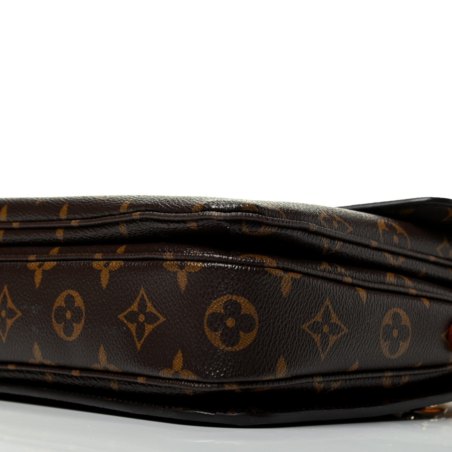 Louis Vuitton Monogram Pochette Metis 9 of 9