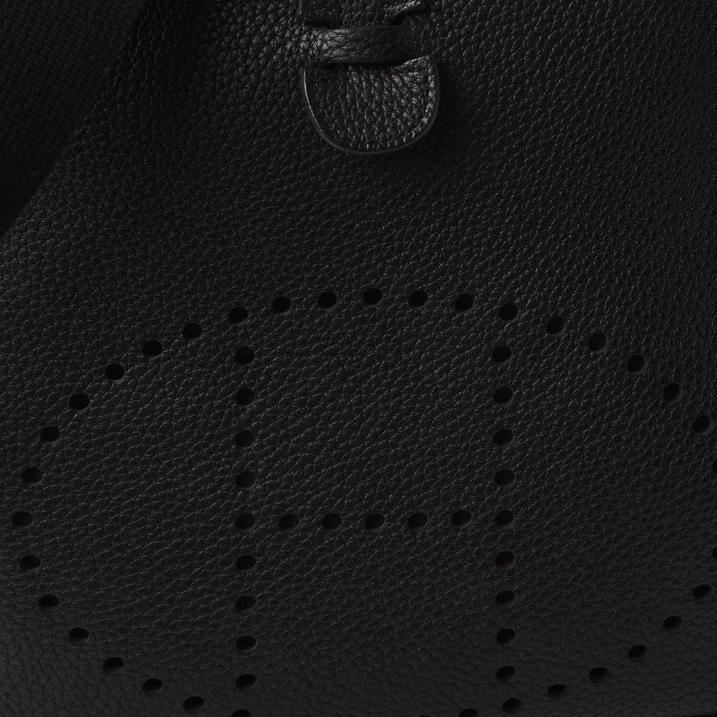 Taurillon Clemence Evelyne III PM Black