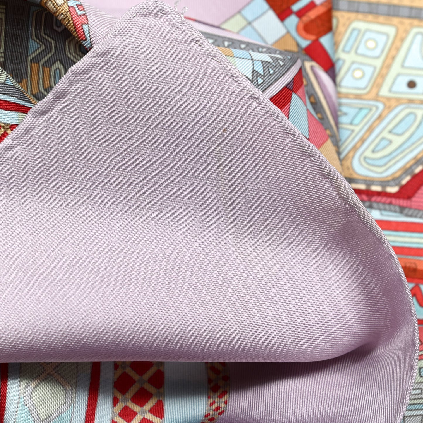 Silk Voyage En Etoffes Scarf 90 Rose Pale Saumon Jaune Pale