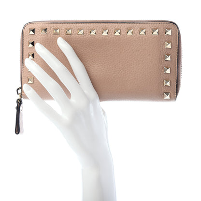 Valentino Garavani Pebbled Calfskin Rockstud Zip Around Wallet Poudre 2 of 7