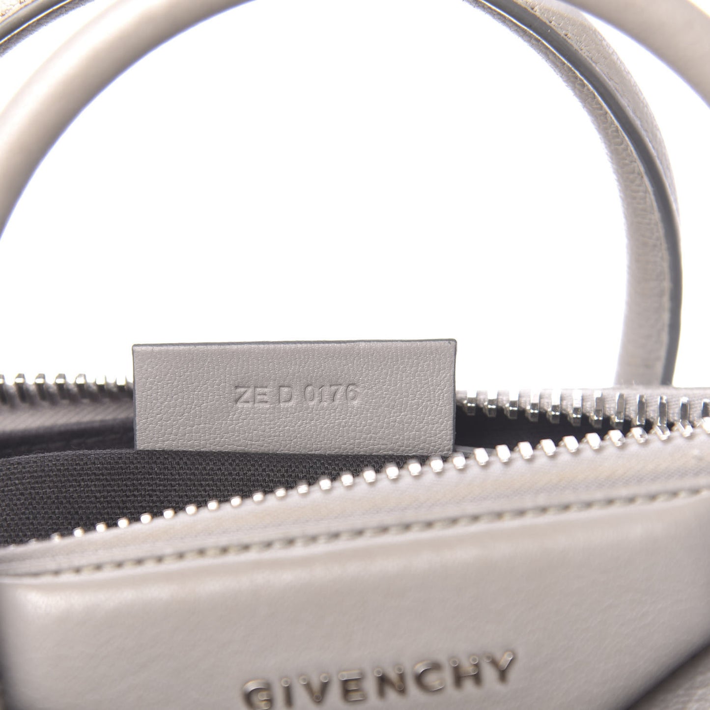 Sugar Goatskin Small Antigona Pearl Grey