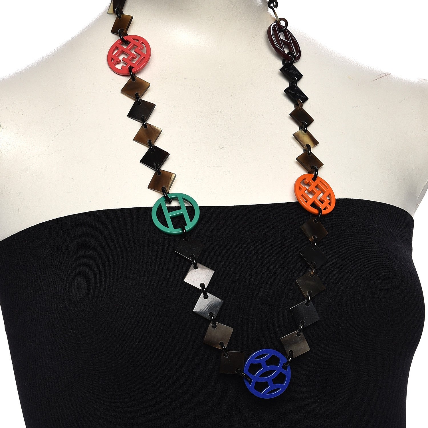 Hermes Buffalo Horn Lacquer Deva Necklace 2 of 4