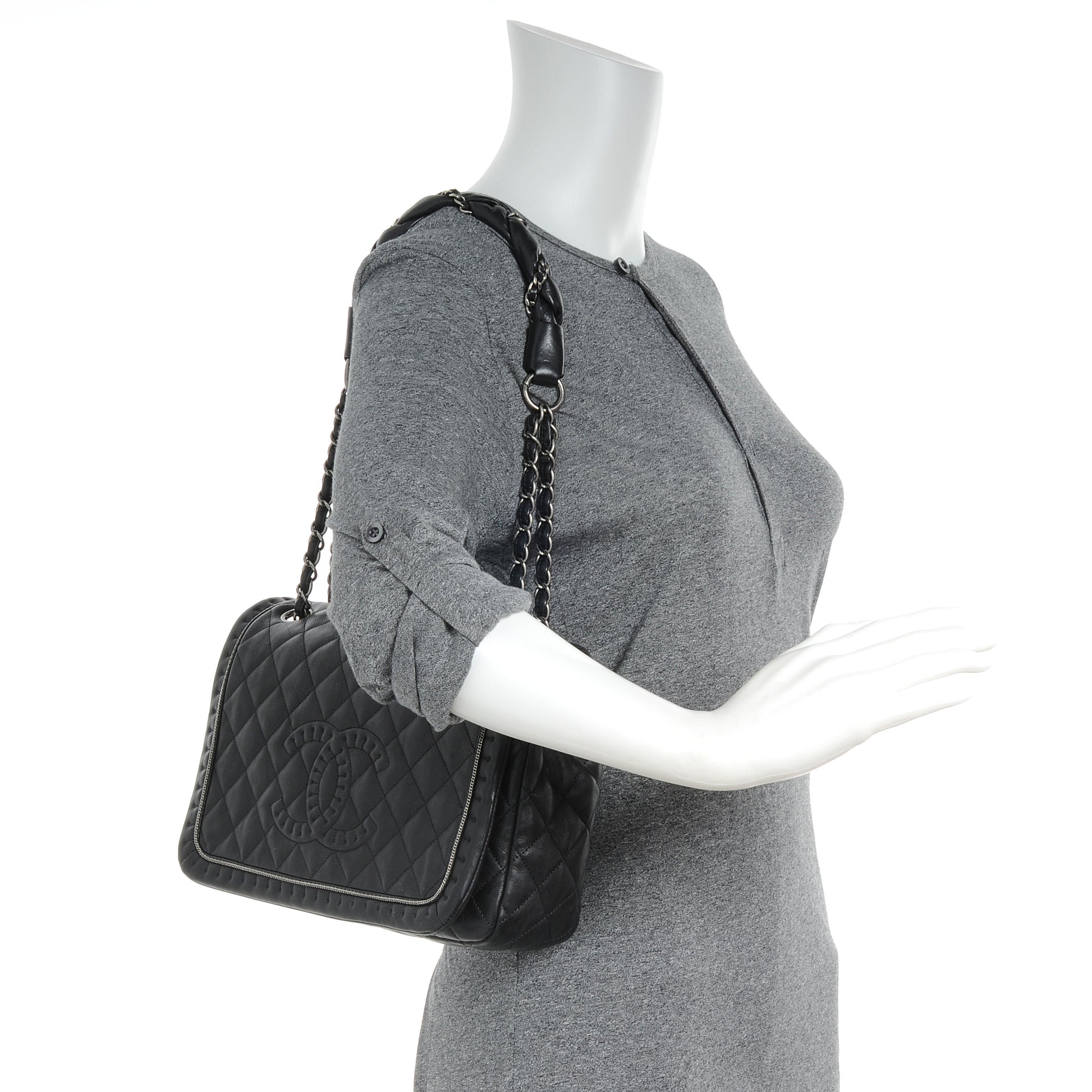Chanel Leather Istanbul Flap Black 2 of 8