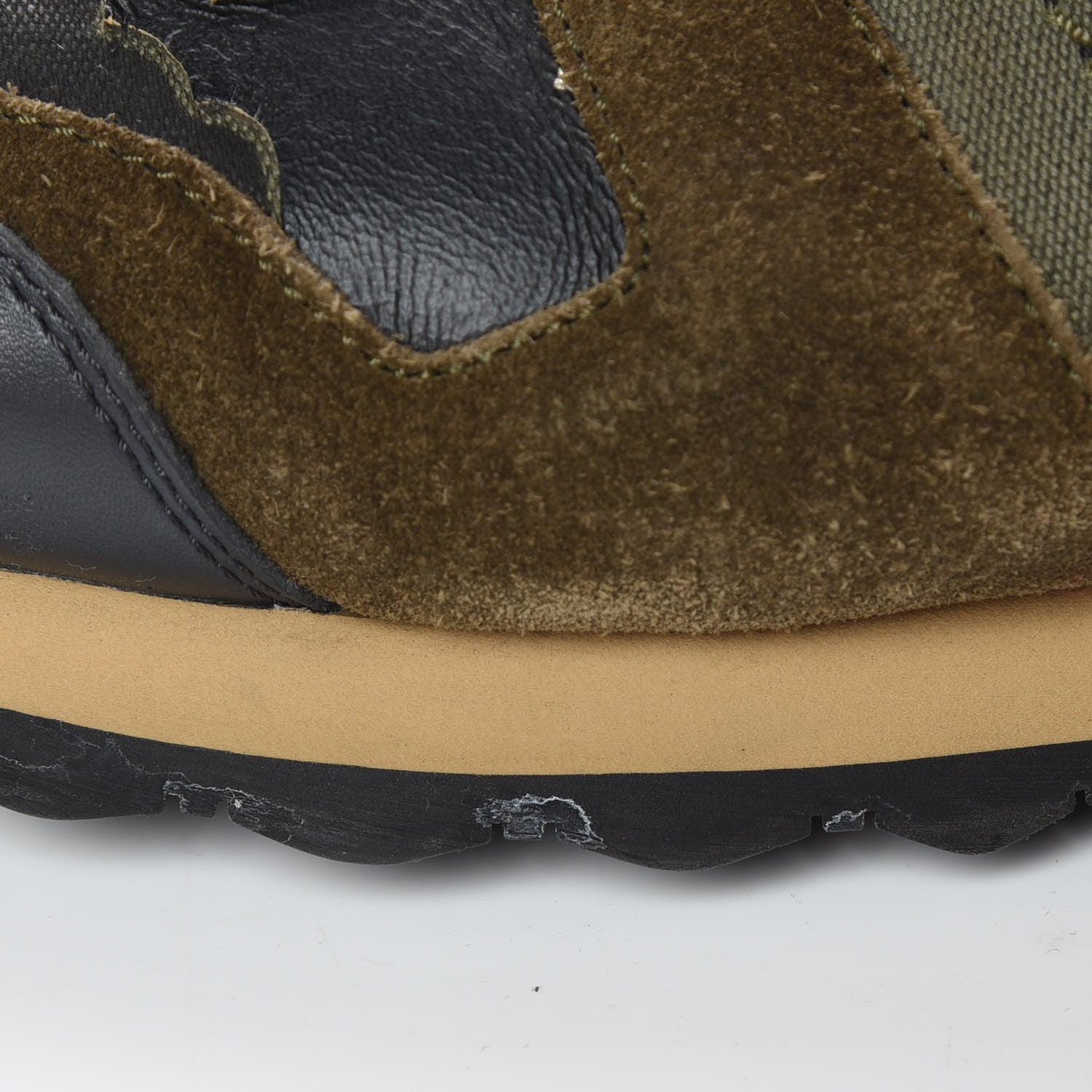 Valentino Garavani Nappa Suede Camouflage Mens Rockrunner Sneakers 44 Military Green 13 of 17
