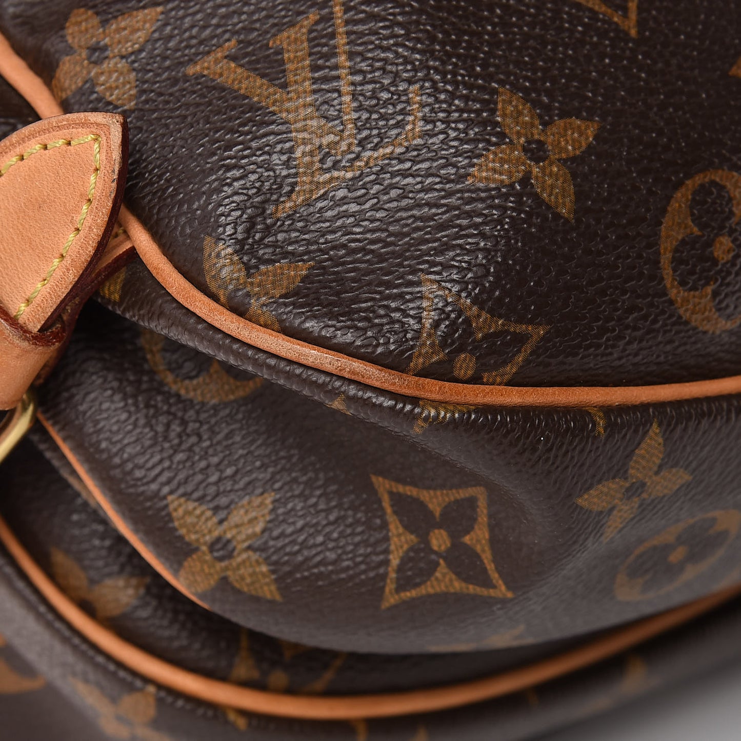 Monogram Saumur 30