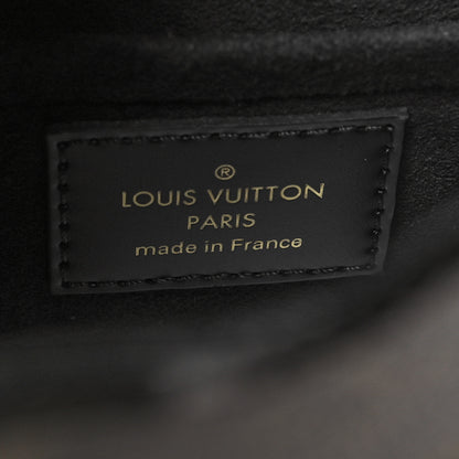 Louis Vuitton Reverse Monogram Bento Box 6 of 10