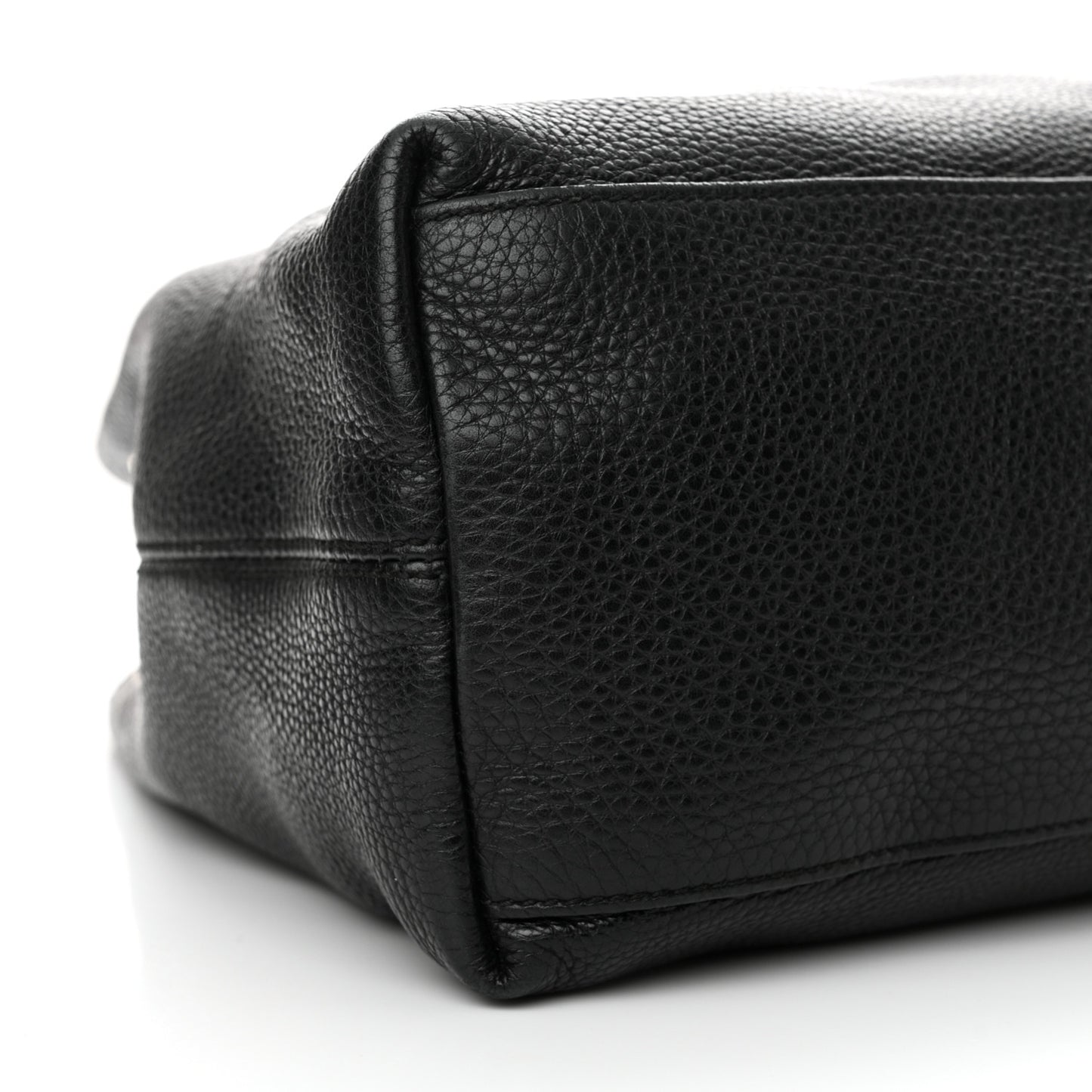 Pebbled Calfskin Medium Soho Chain Shoulder Bag Black