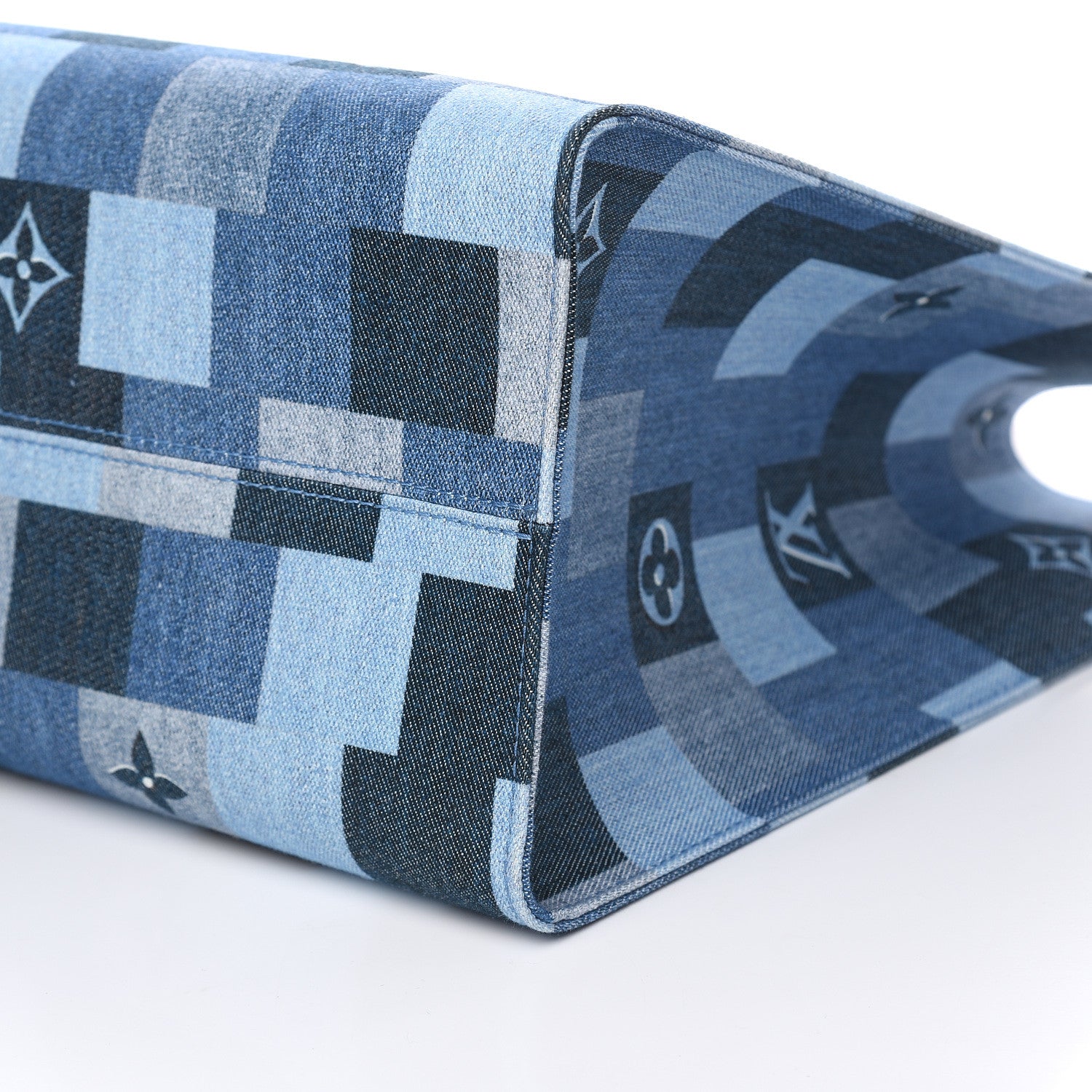 Louis Vuitton Denim Damier Monogram Onthego Blue Rouge 9 of 9