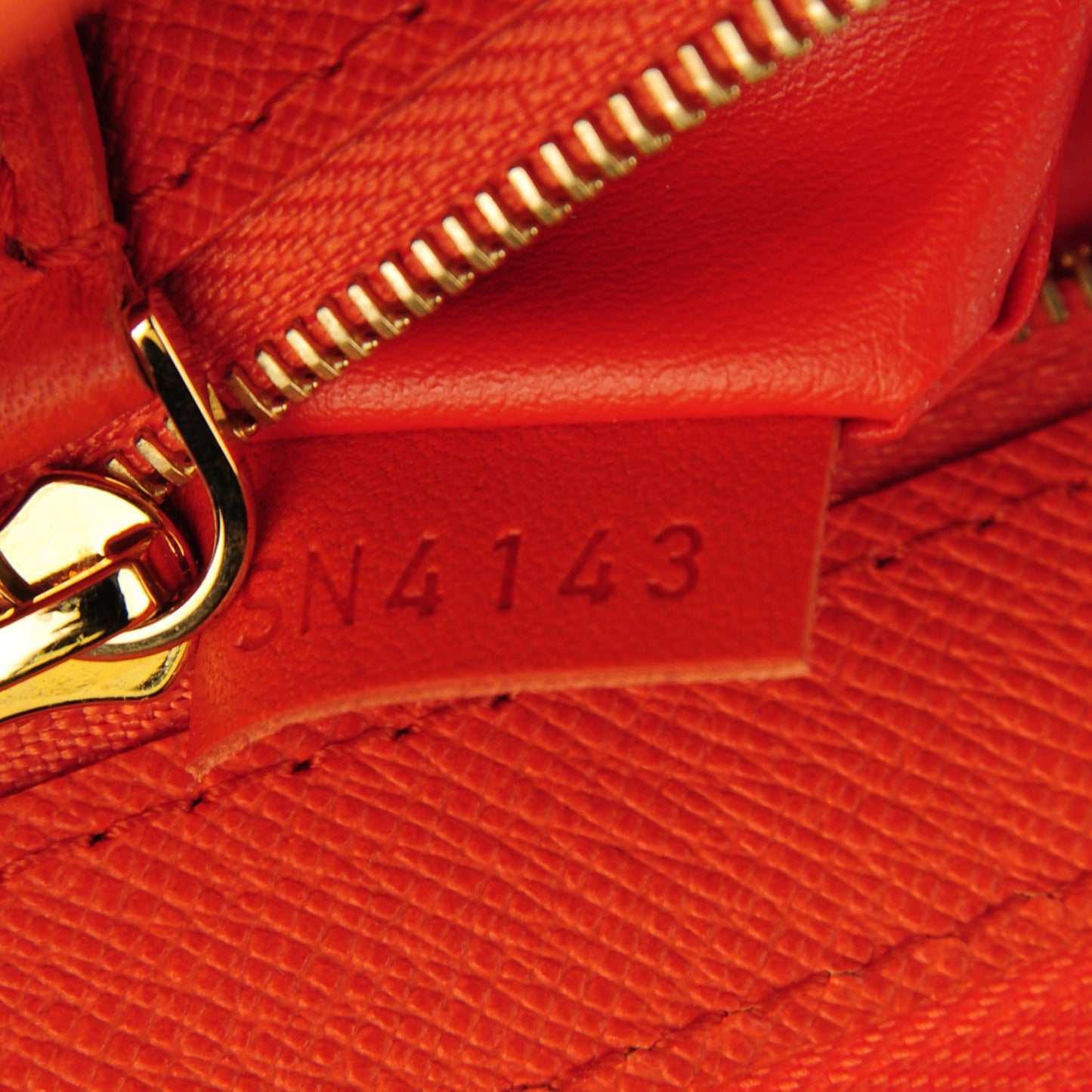 Damier Couleurs Element Clutch Piment