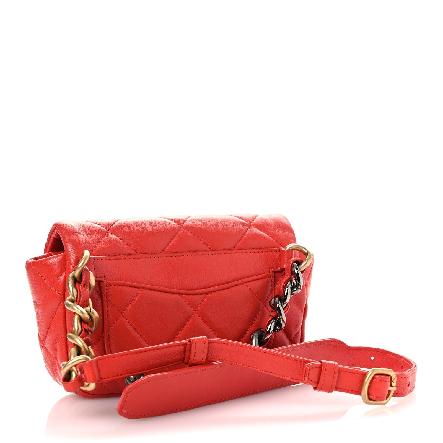 Chanel 赤 レザー キルティング ポーチ Chanel Lambskin Quilted Chanel 19 Waist Bag Red 1804659 – FASHIONPHILE