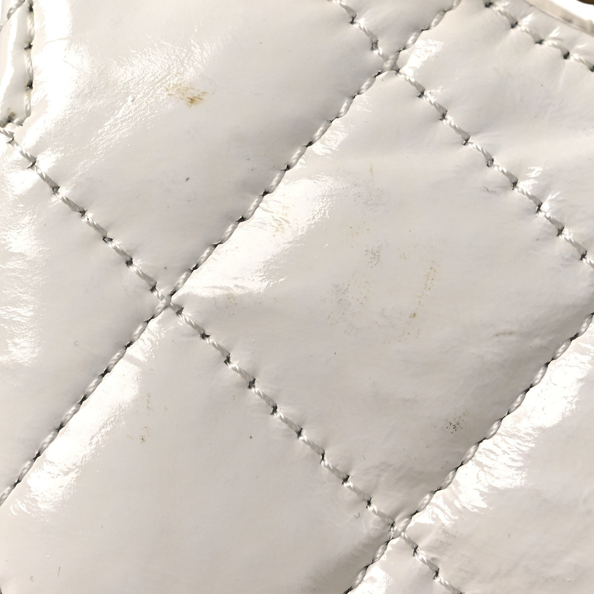 Shiny Crumpled Calfskin Quilted Wavy CC Hobo  White