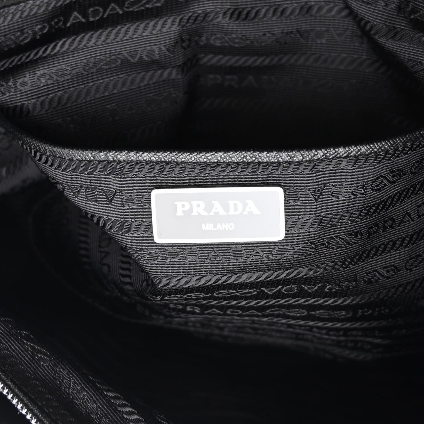 Nylon Vela Messenger Bag Black