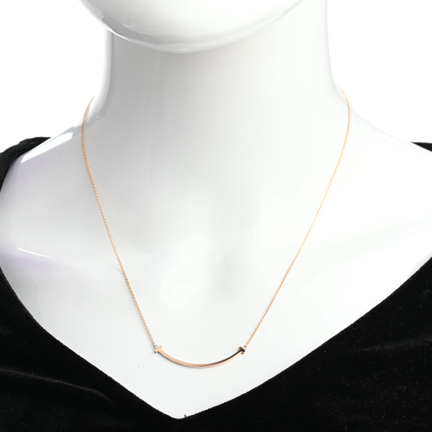 18K Rose Gold Small T Smile Pendant Necklace