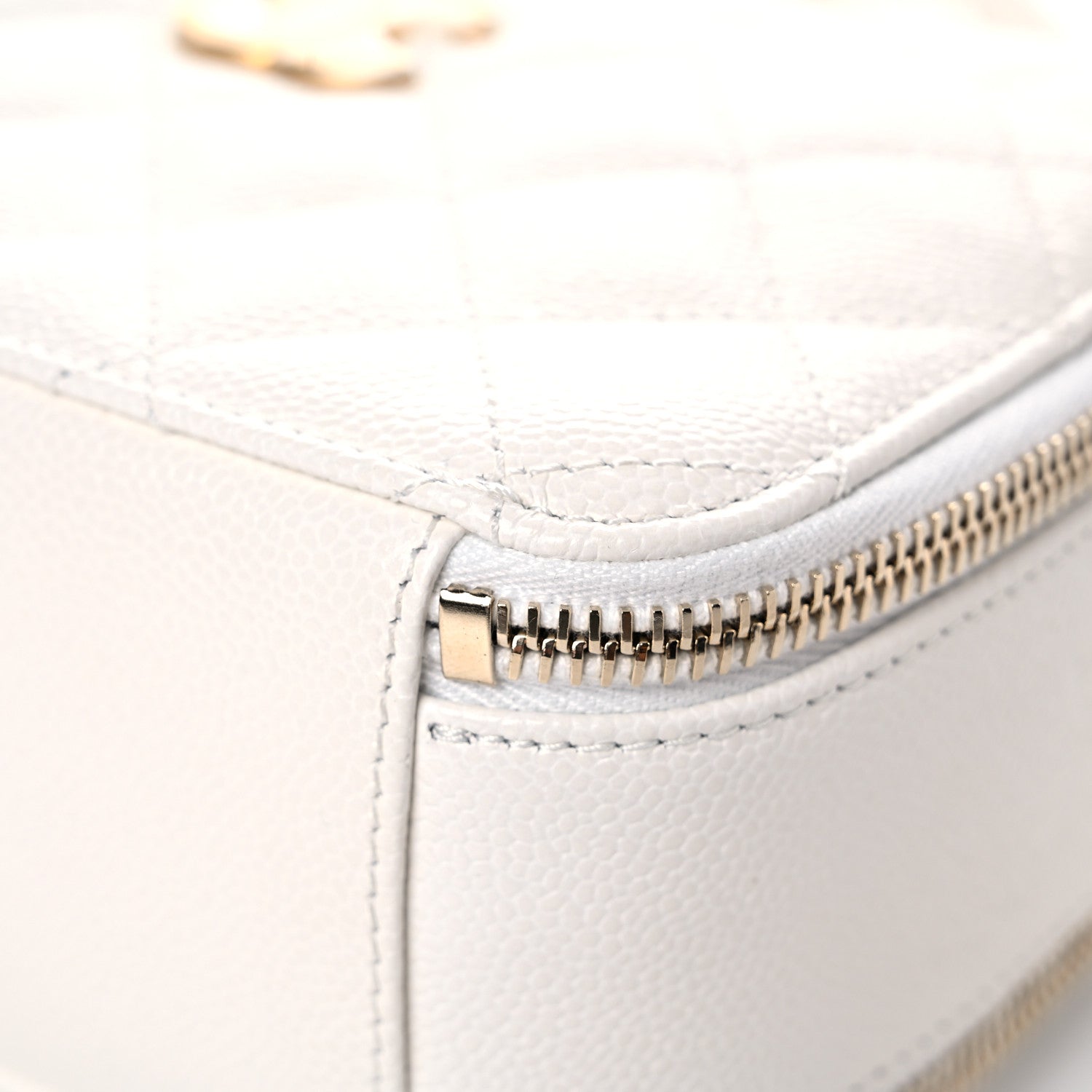 Chanel Caviar Quilted Mini Pick Me Up Vanity Case White 10 of 14