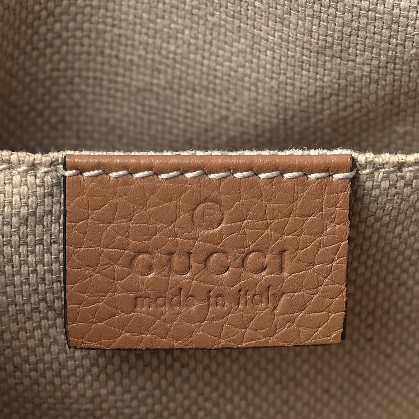 Pebbled Calfskin Small Soho Disco Bag Camelia