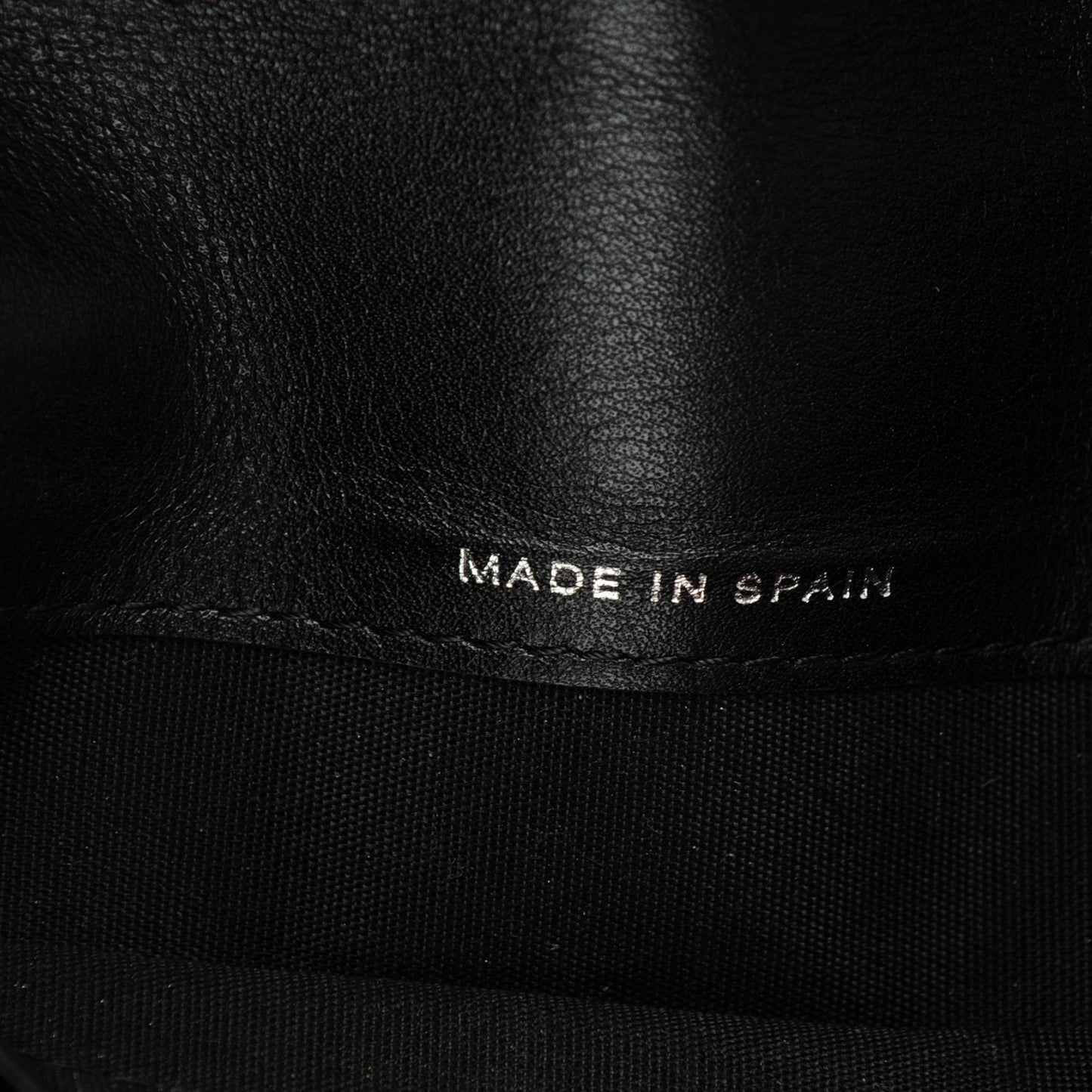 Patent Quilted Brilliant Yen Wallet Black
