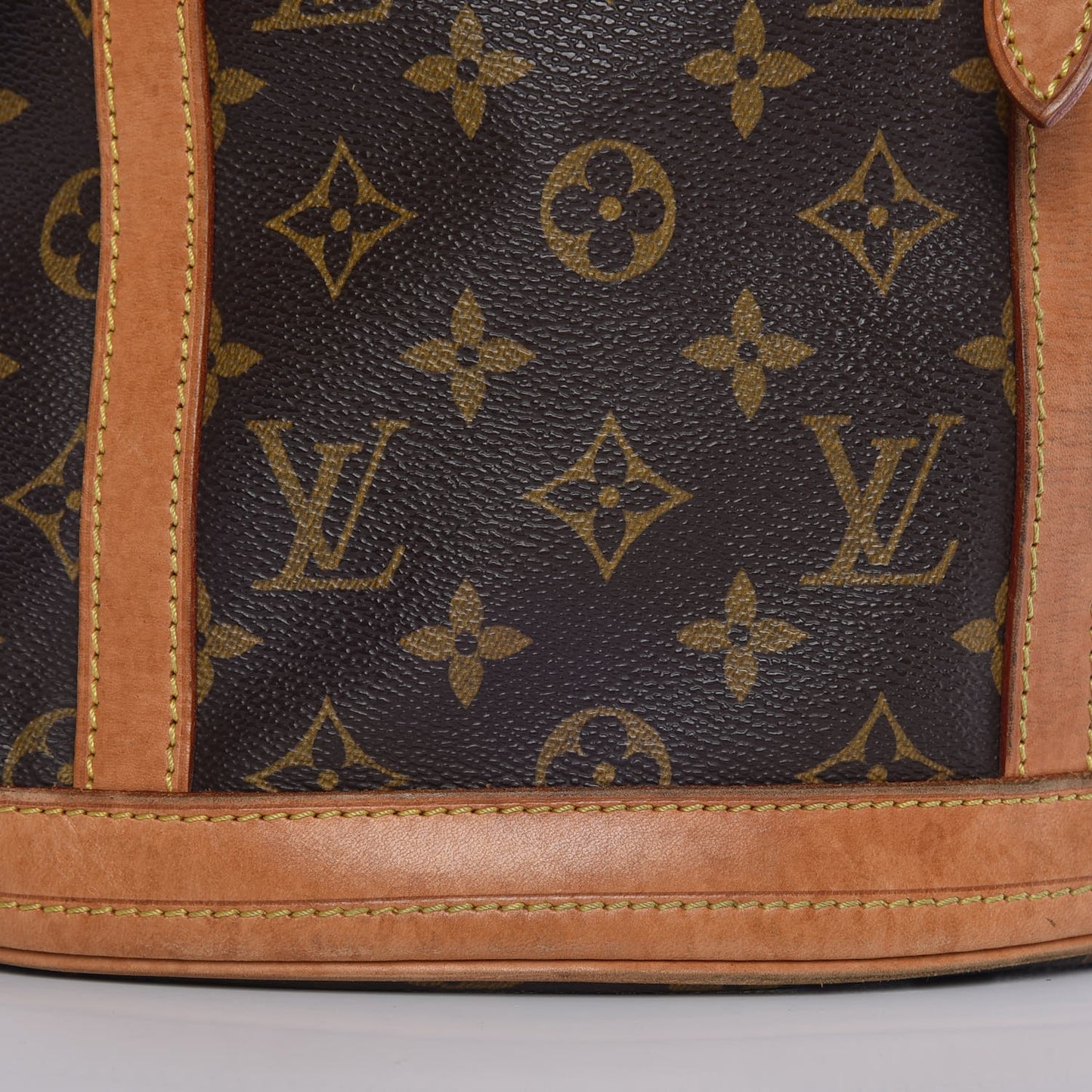 Monogram Bucket 27