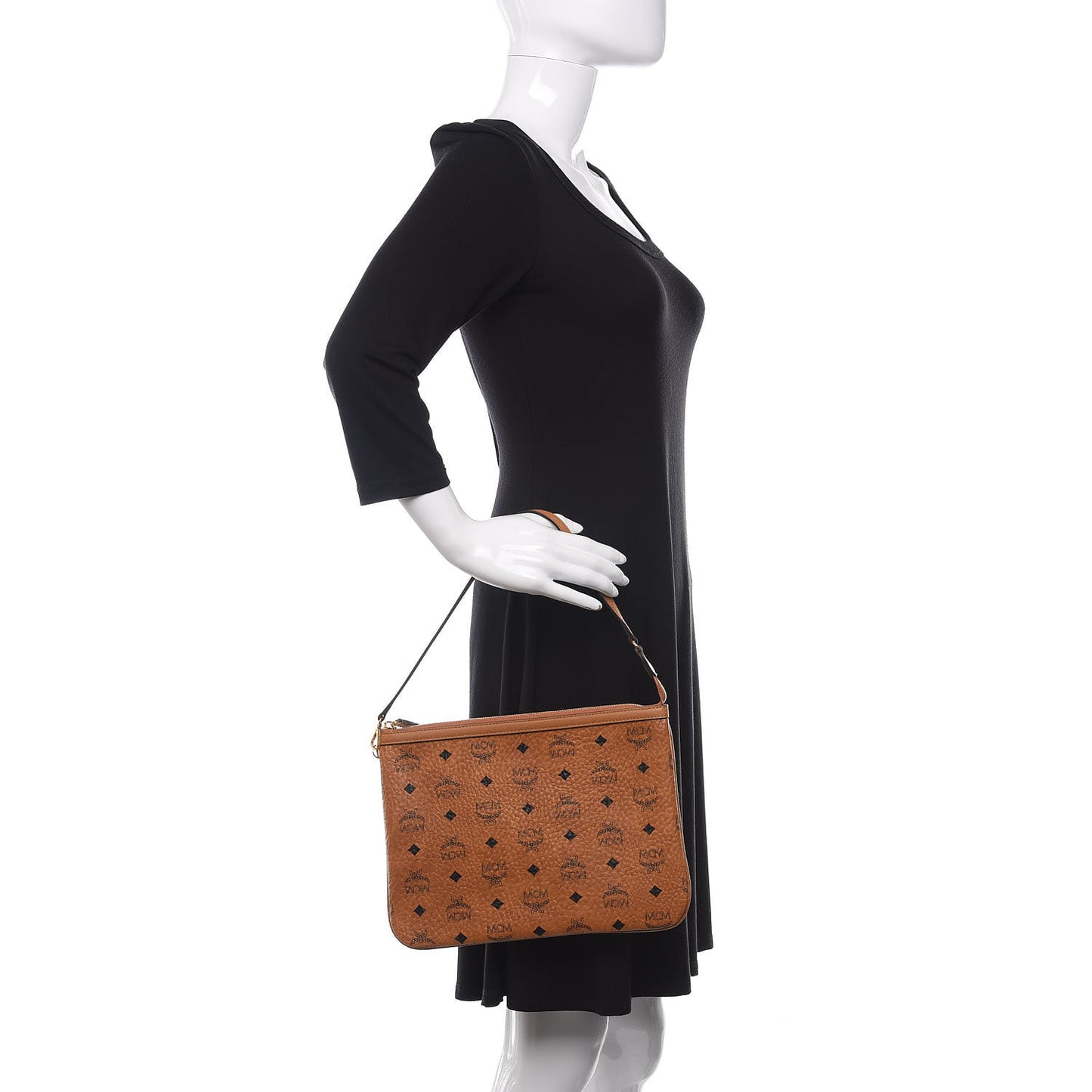 Visetos Medium Stark Wristlet Pouch Cognac