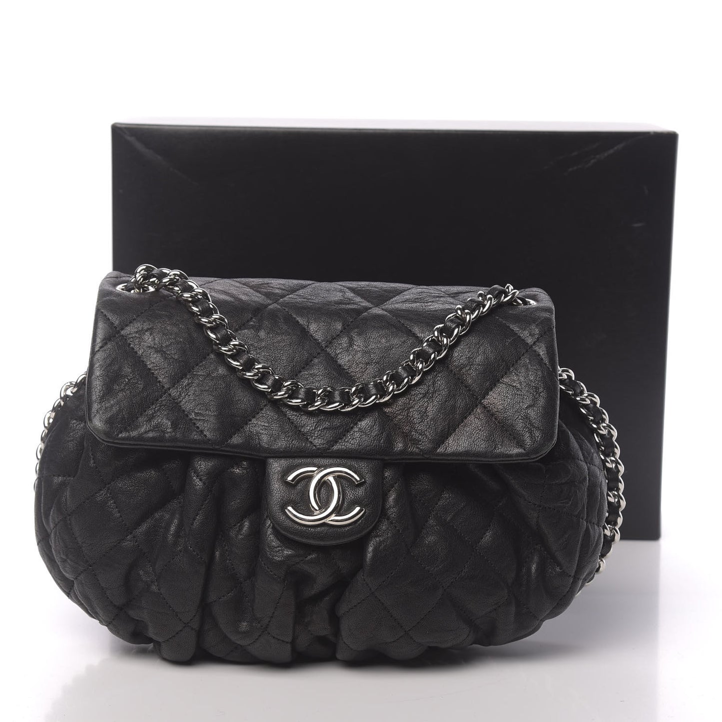 Washed Lambskin Quilted Medium Chain Around Messenger Black