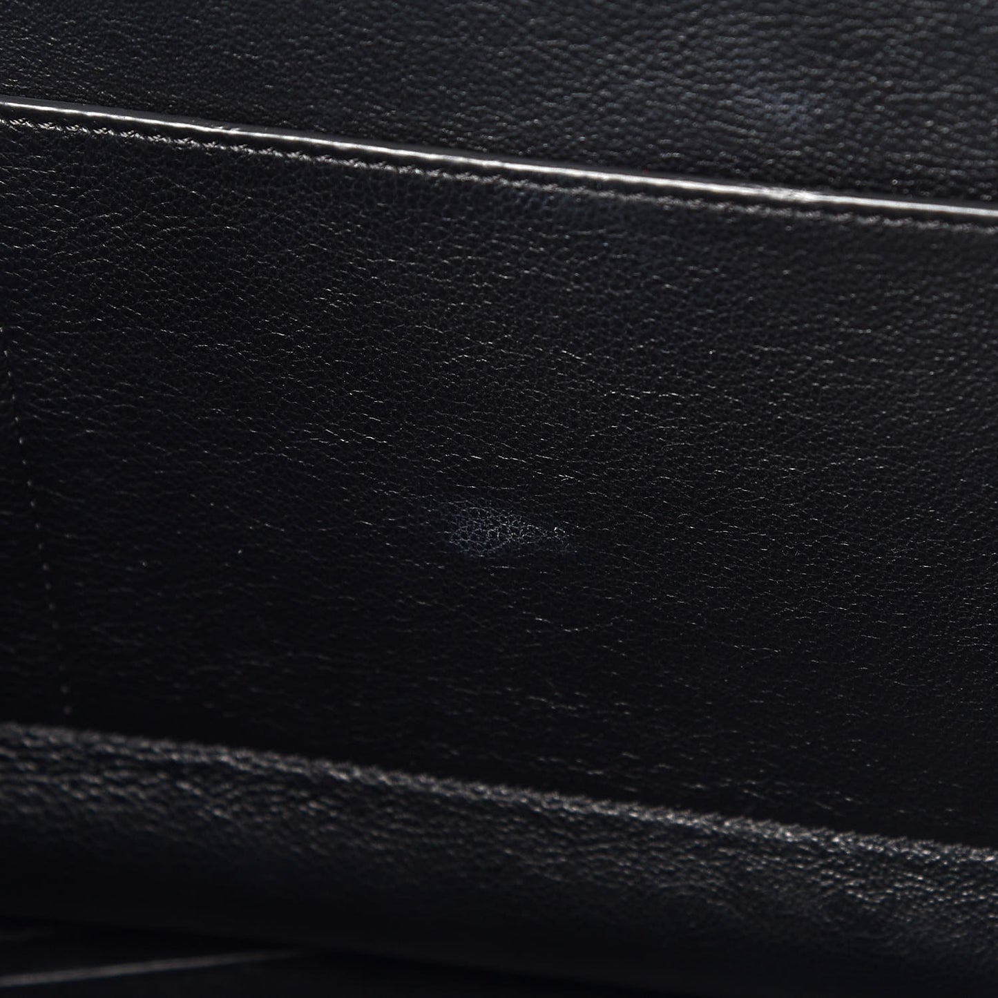 Drummed Calfskin Suede Medium Trapeze Black