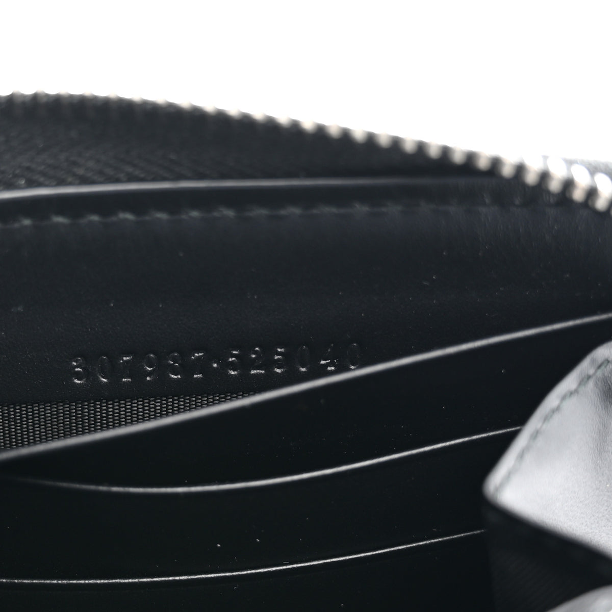 Gucci GG Calfskin Embossed Emblem Zip Around Wallet Black 7 of 9