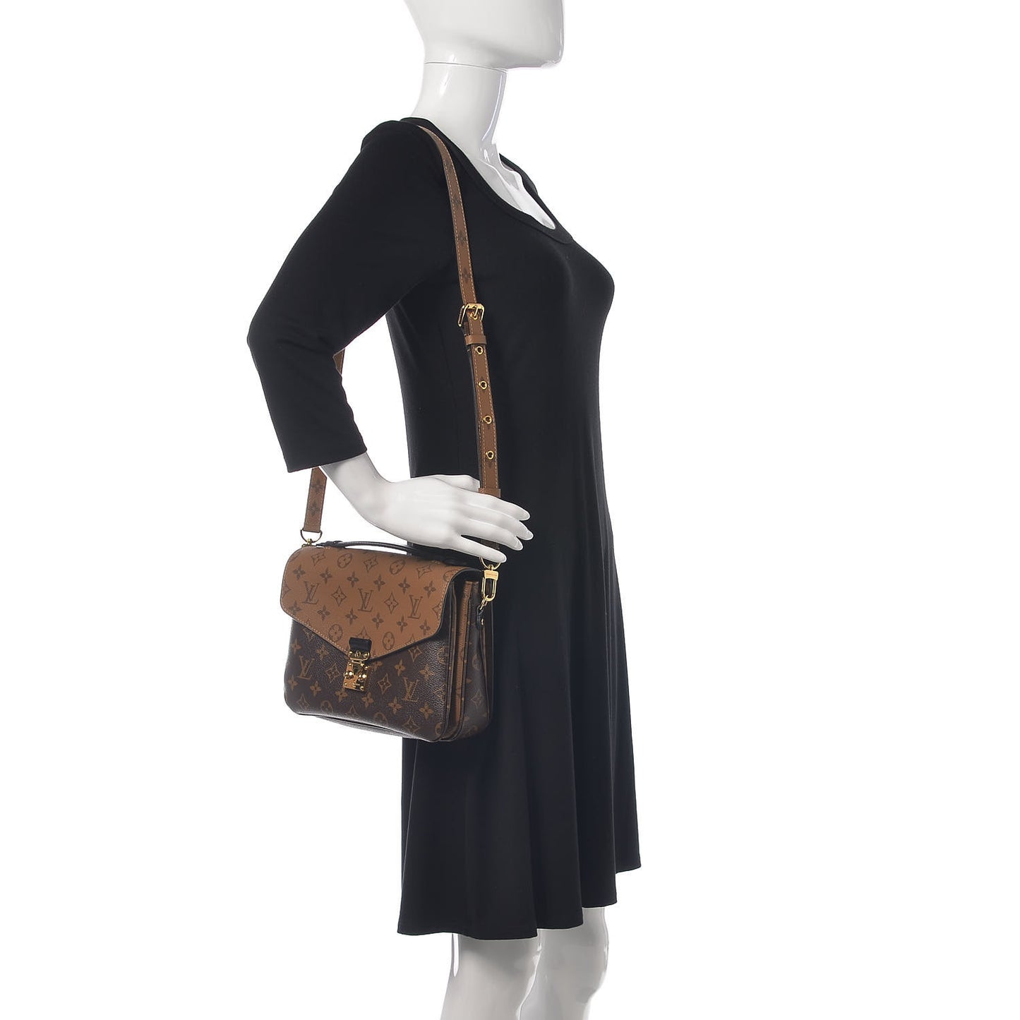 Reverse Monogram Pochette Metis