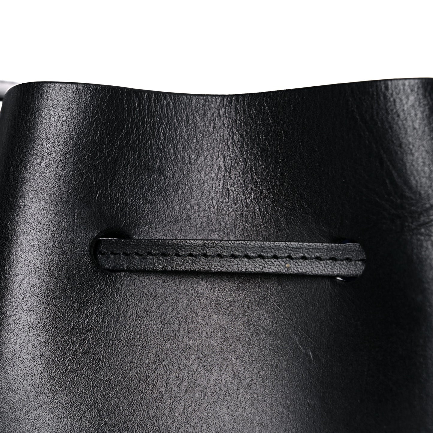 Vegetable Tanned Calfskin Bucket Bag Black Royal