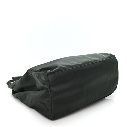 Prada Tessuto Nylon City Tote Bottiglia 4 of 10