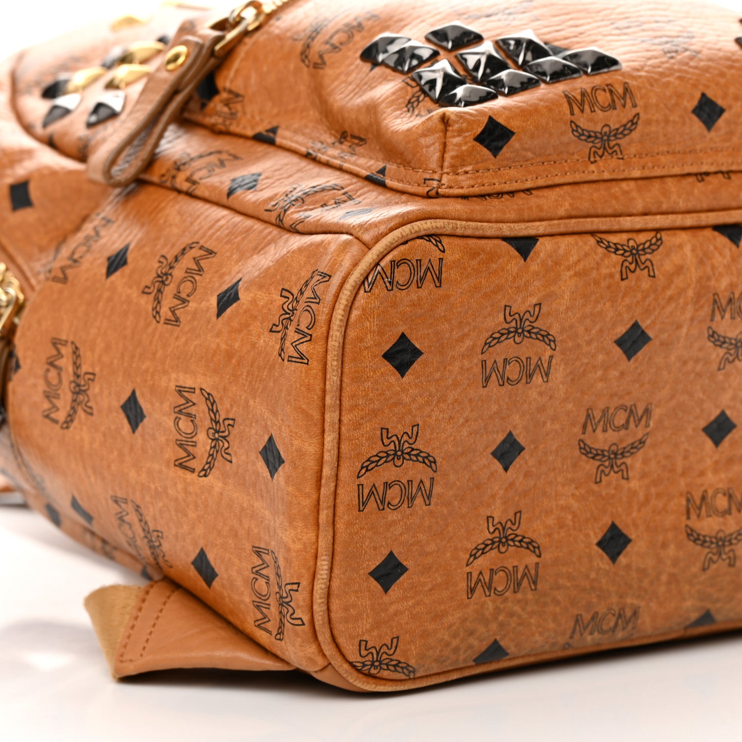 Visetos Studded Small Stark M Backpack Cognac