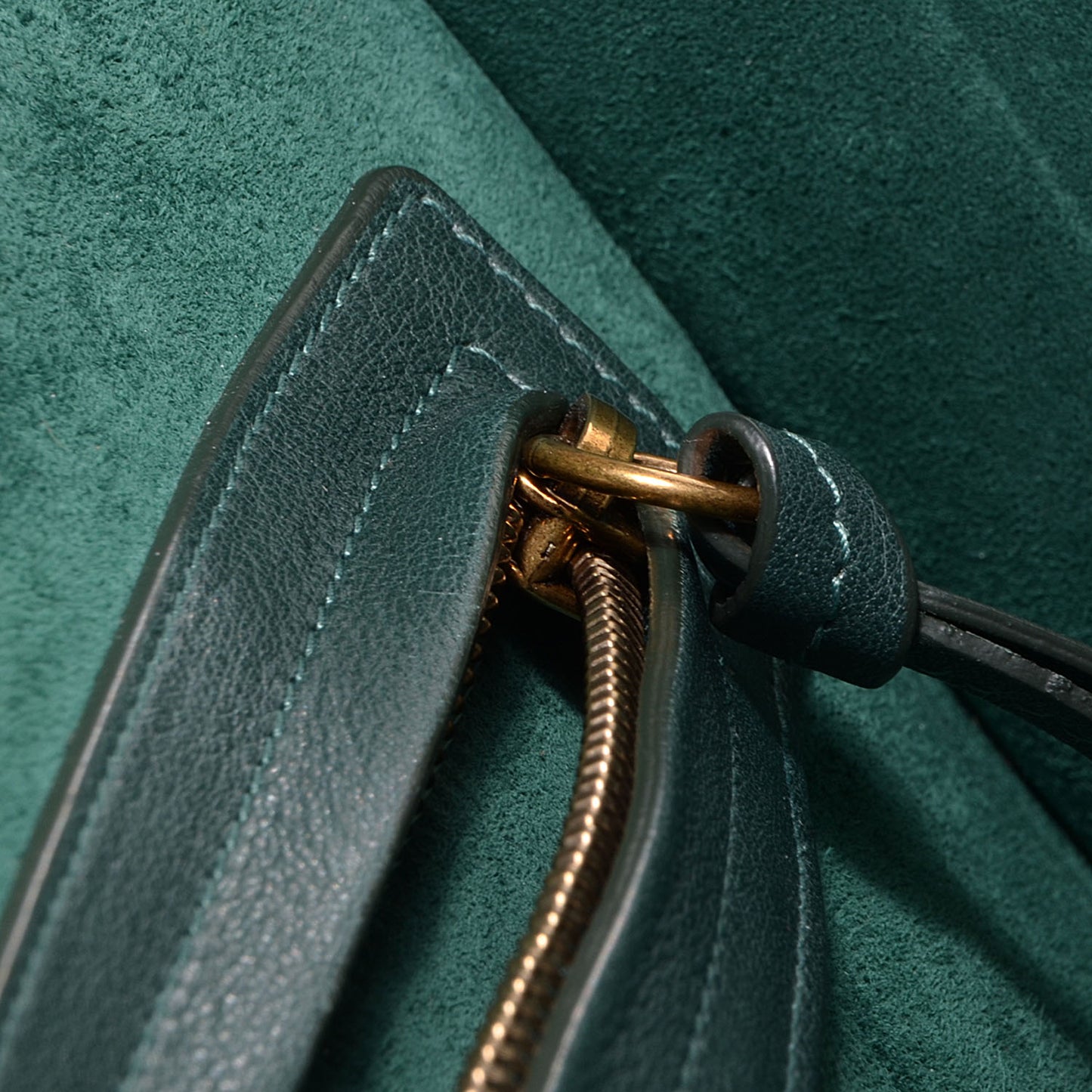 Smooth Calfskin Medium Phantom Luggage Bottle Green