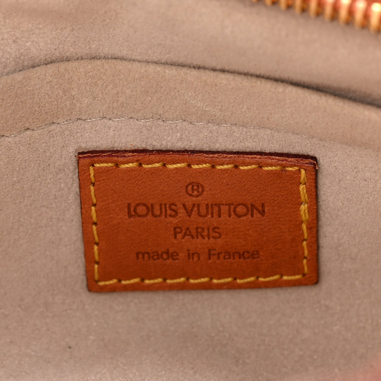 Louis Vuitton Monogram Dentelle Kirsten Gold 6 of 9
