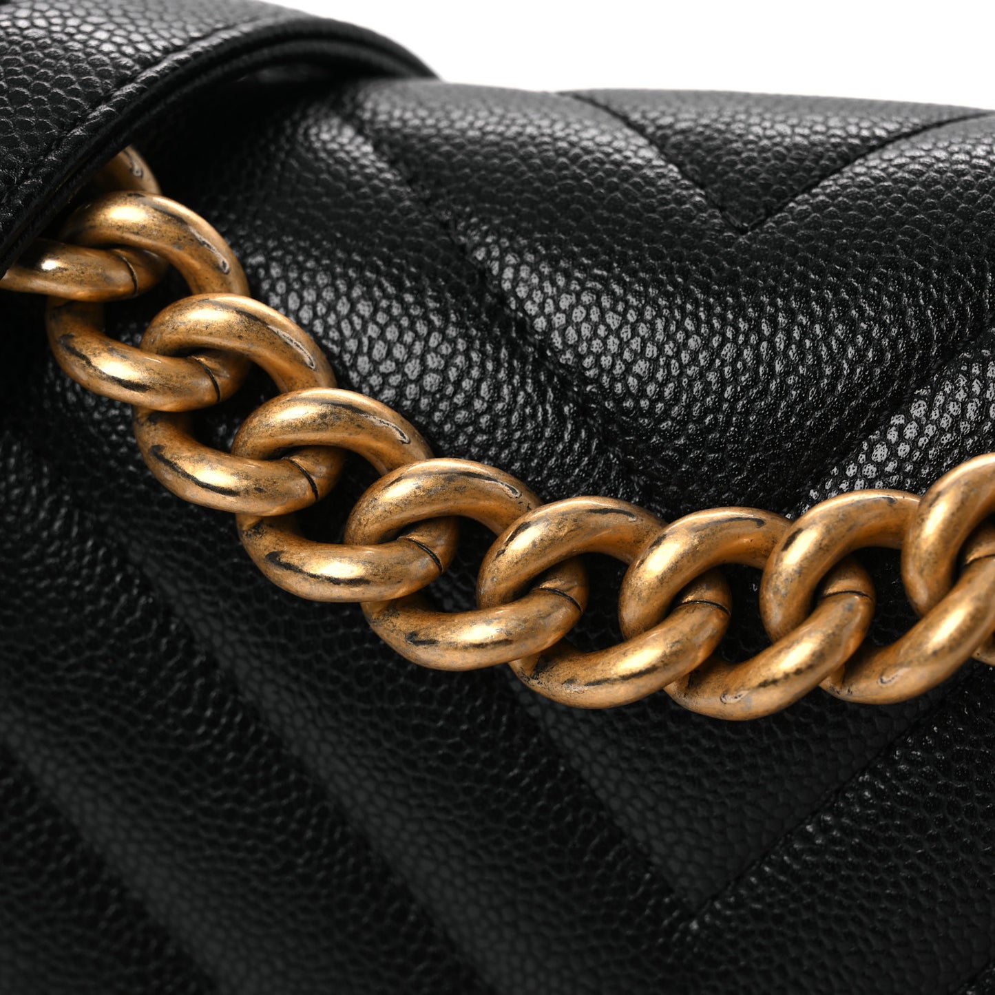 Caviar Chevron Quilted Small Boy Flap Black