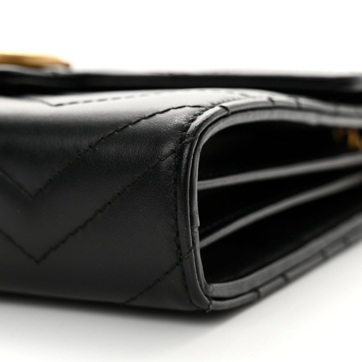 Calfskin Matelasse GG Marmont Chain Wallet Black
