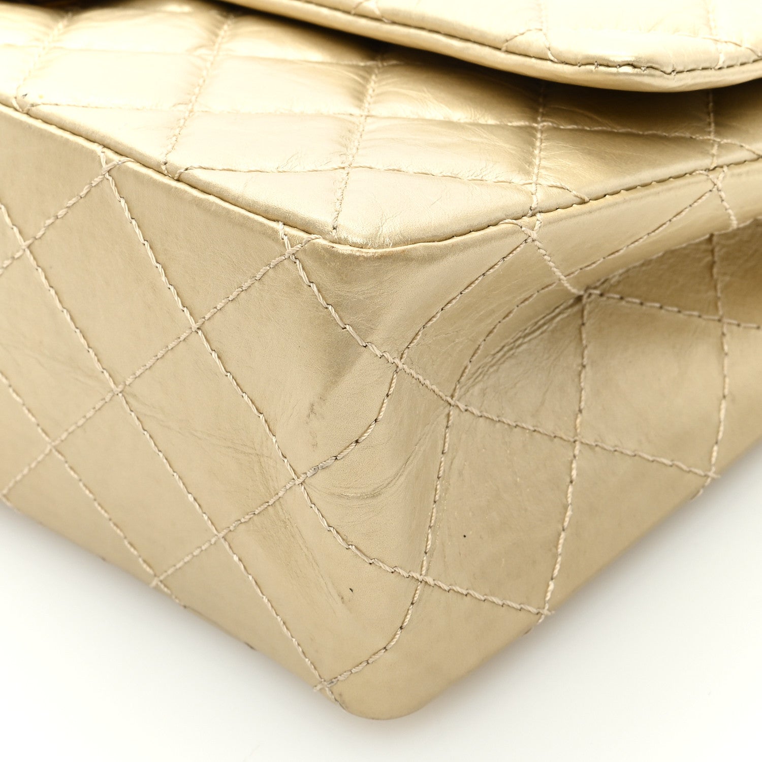 Chanel Metallic Aged Calfskin Quilted 2.55 Reissue 226 Flap Pale Gold 9 of 9