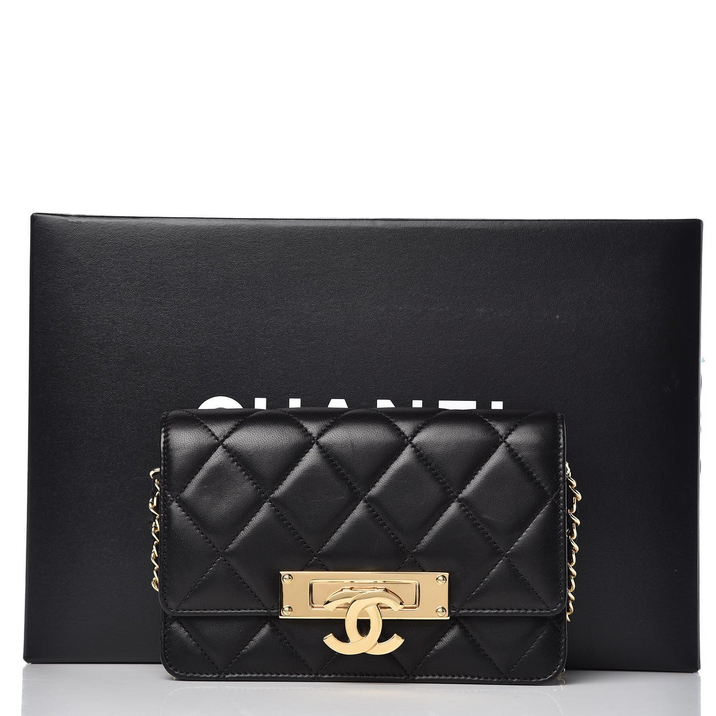 Lambskin Quilted Golden Class Wallet on Chain WOC Black