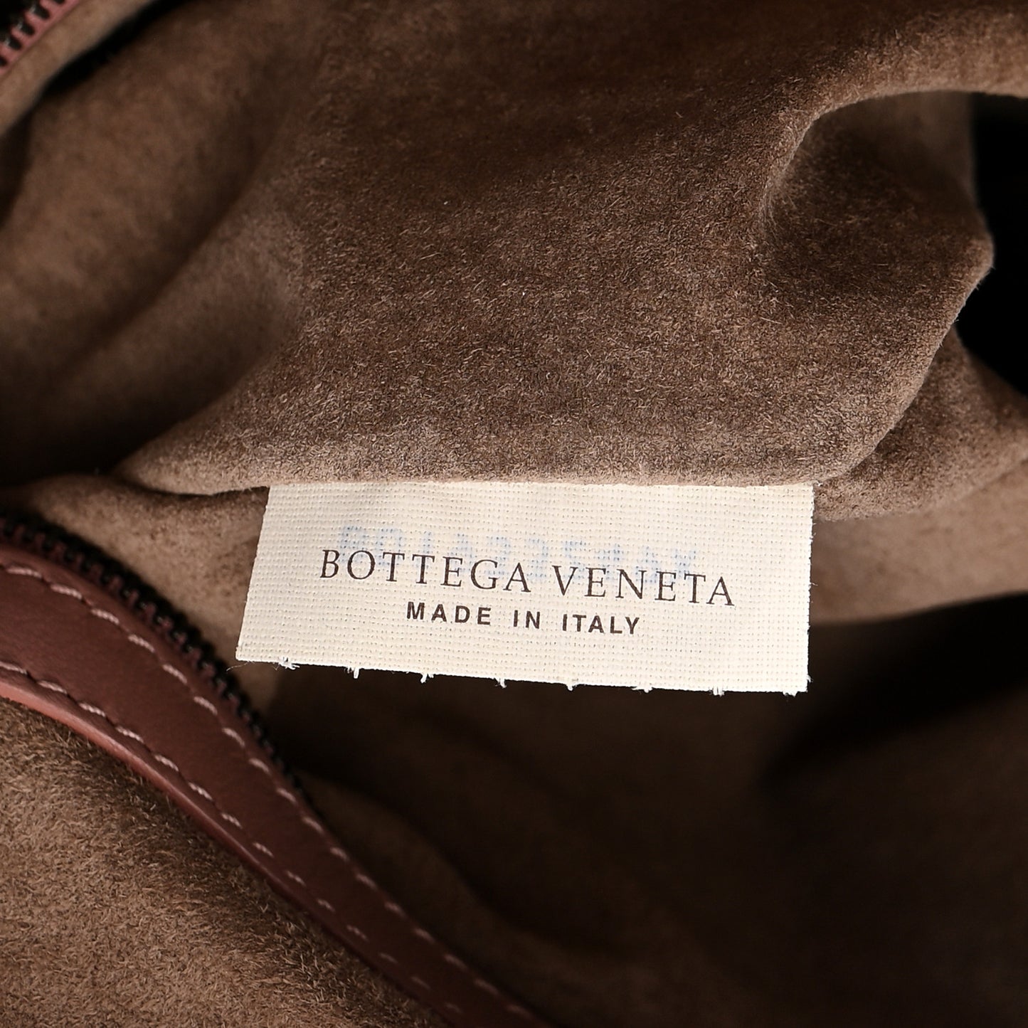 Nappa Intrecciato Large Veneta Hobo Mallow