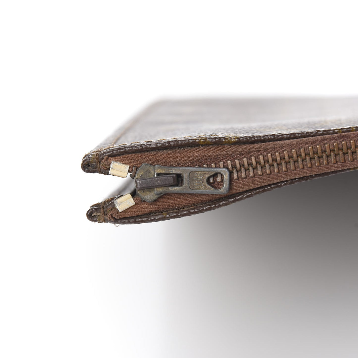 Monogram Poche Documents Portfolio Case 39